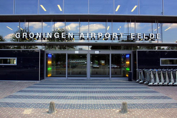 Groningen Airport Eelde ingang - foto website GAE