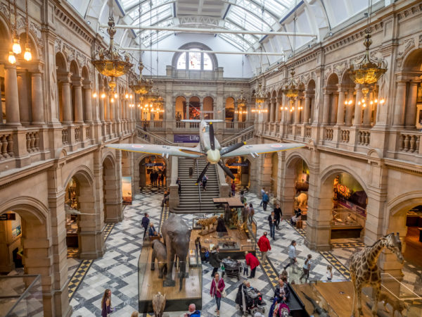 Het Kelvingrove Museum in Glasgow - Foto: Jeff Whyte / Shutterstock